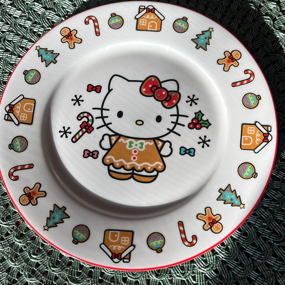 NWT Hello Kitty Salad / Dessert Plate . Candy canes & Gingerbread houses on trim